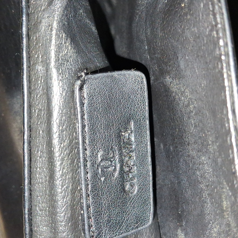 Chanel Purse - Picture 5 of 9